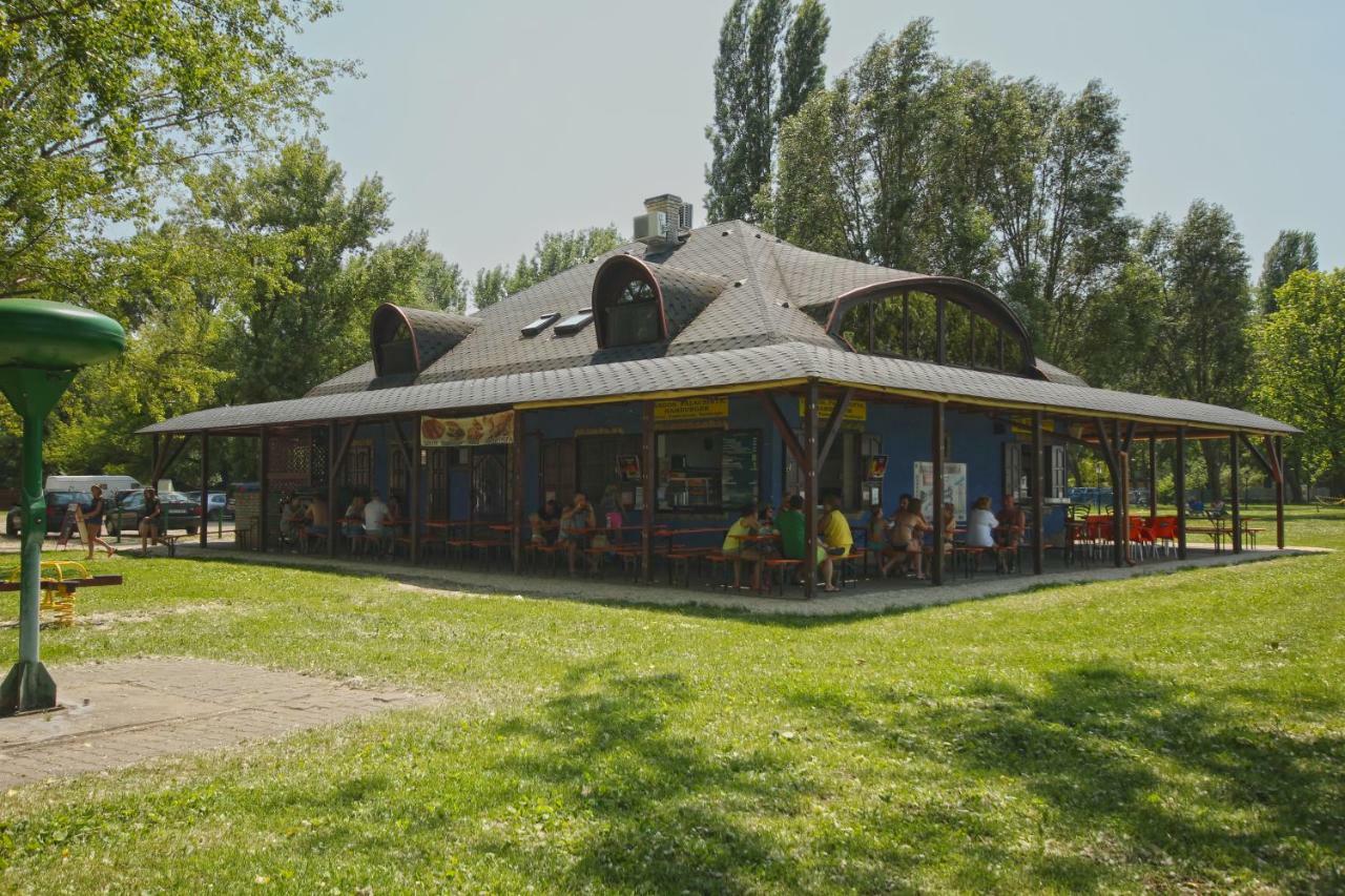 Szines Panorama Apartman Balatonlelle Exterior foto